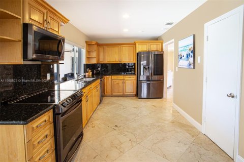 Casa en venta en Pompano Beach, Florida, 3 dormitorios, 154.68 m2 № 1206109 - foto 26