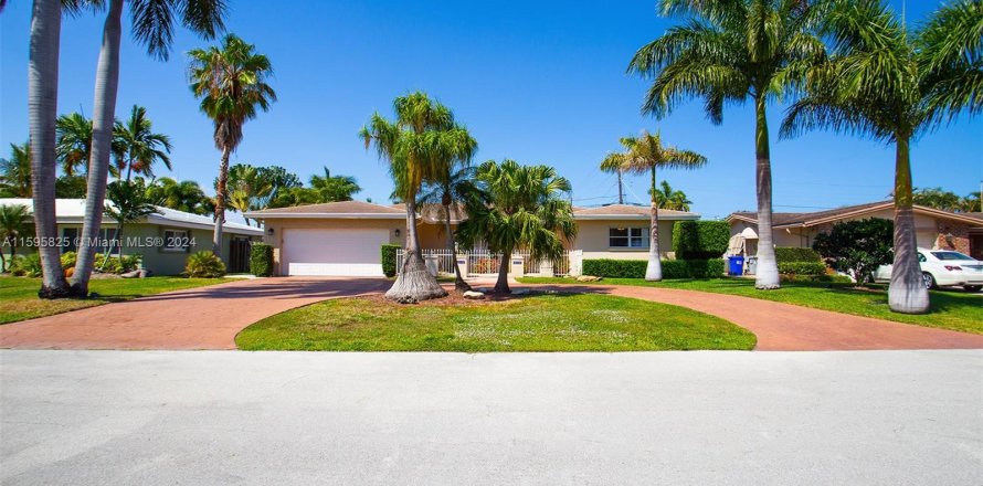 Casa en Pompano Beach, Florida 3 dormitorios, 154.68 m2 № 1206109