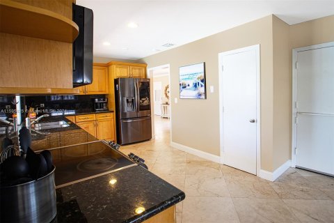 Casa en venta en Pompano Beach, Florida, 3 dormitorios, 154.68 m2 № 1206109 - foto 25