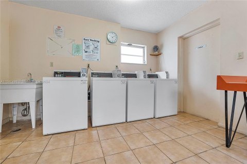 Copropriété à vendre à Lauderhill, Floride: 2 chambres, 101.08 m2 № 1184837 - photo 28