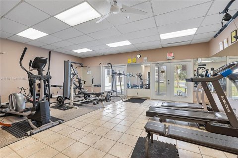 Condo in Lauderhill, Florida, 2 bedrooms  № 1184837 - photo 29