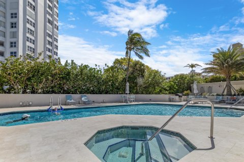 Copropriété à vendre à Pompano Beach, Floride: 2 chambres, 218.32 m2 № 1129106 - photo 14