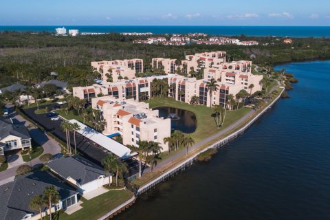 Copropriété à louer à Jensen Beach, Floride: 2 chambres, 112.5 m2 № 615198 - photo 18