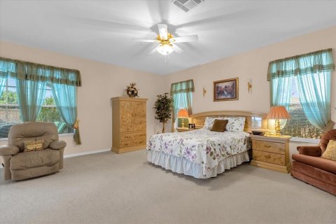 Villa ou maison à vendre à Orlando, Floride: 4 chambres, 251.11 m2 № 1427151 - photo 20