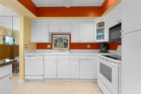 Condominio en venta en Orlando, Florida, 2 dormitorios, 164.62 m2 № 824478 - foto 7