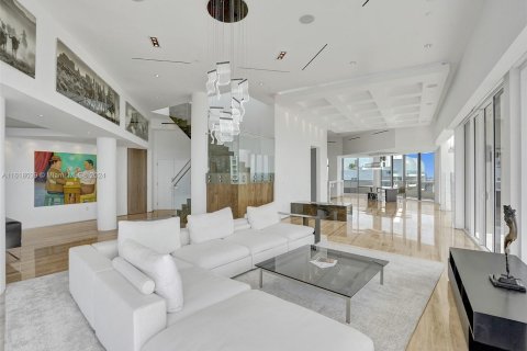 Copropriété à vendre à Aventura, Floride: 4 chambres, 359.72 m2 № 1239365 - photo 2