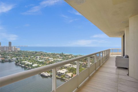 Copropriété à vendre à Aventura, Floride: 4 chambres, 359.72 m2 № 1239365 - photo 29