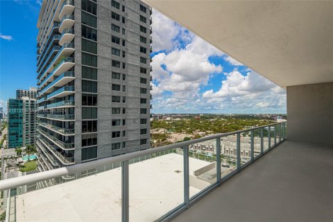 Condo in Miami, Florida, 2 bedrooms  № 1239420 - photo 23