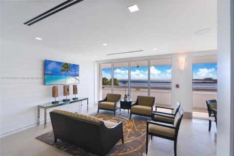 Condominio en venta en Fort Lauderdale, Florida, 2 dormitorios, 116.87 m2 № 958866 - foto 5