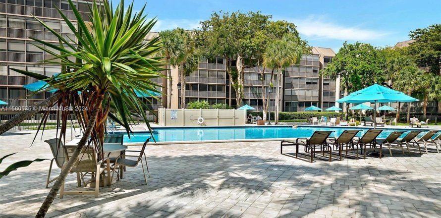 Condo in Hollywood, Florida, 2 bedrooms  № 1158824