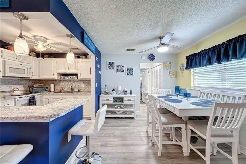 Copropriété à vendre à New Port Richey, Floride: 1 chambre, 72.37 m2 № 1278796 - photo 10