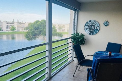 Condo in Boca Raton, Florida, 1 bedroom  № 1256172 - photo 13