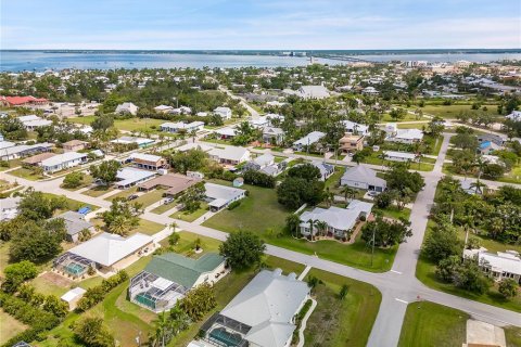 Terreno en venta en Punta Gorda, Florida № 535110 - foto 4