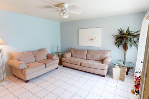 Casa en venta en North Port, Florida, 3 dormitorios, 186.92 m2 № 1354141 - foto 3