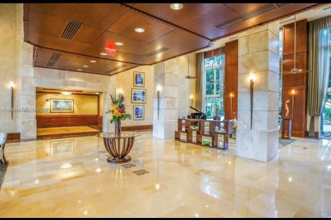 Copropriété à vendre à Aventura, Floride: 2 chambres, 109.16 m2 № 1319104 - photo 5