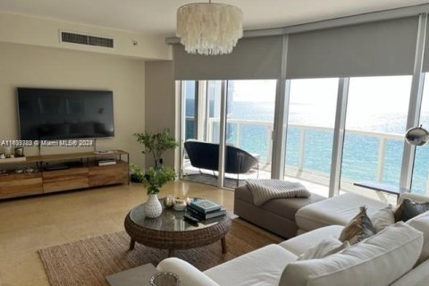 Copropriété à vendre à Sunny Isles Beach, Floride: 2 chambres, 147.06 m2 № 1319259 - photo 11