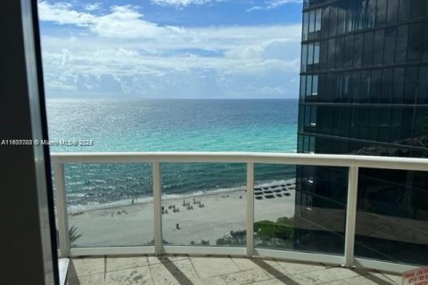 Copropriété à vendre à Sunny Isles Beach, Floride: 2 chambres, 147.06 m2 № 1319259 - photo 13