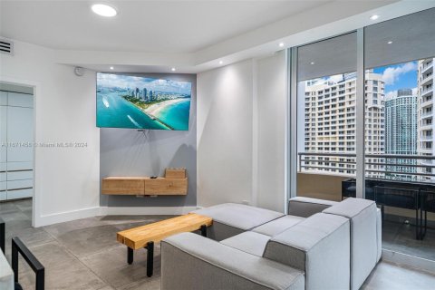 Condo in Miami, Florida, 1 bedroom  № 1398222 - photo 6