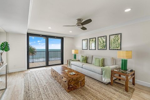 Condo in Vero Beach, Florida, 4 bedrooms  № 1011775 - photo 15