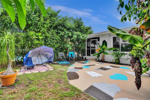 Casa en venta en Surfside, Florida, 3 dormitorios, 157.28 m2 № 618780 - foto 9