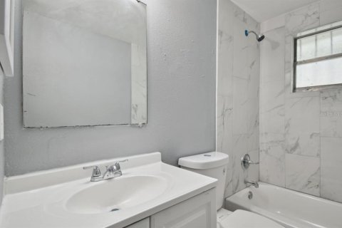 Immobilier commercial à vendre à Tampa, Floride: 130.43 m2 № 1302317 - photo 17