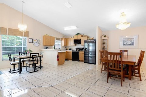 Casa en venta en Kissimmee, Florida, 3 dormitorios, 148.92 m2 № 1302316 - foto 8