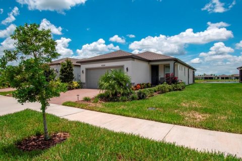 Villa ou maison à vendre à Land O' Lakes, Floride: 2 chambres, 130.06 m2 № 1268468 - photo 5