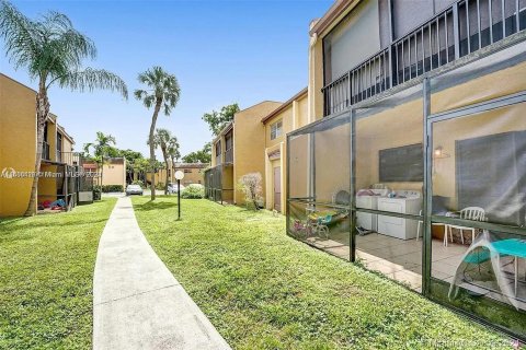 Condominio en venta en Tamarac, Florida, 2 dormitorios, 78.04 m2 № 1355378 - foto 8