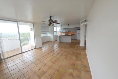 Condominio en venta en Miami, Florida, 2 dormitorios, 113.53 m2 № 1355420 - foto 8