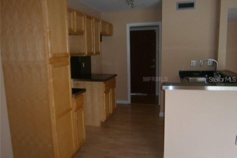 Condo in Casselberry, Florida, 2 bedrooms  № 1350356 - photo 5