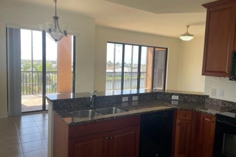 Copropriété à louer à Punta Gorda, Floride: 2 chambres, 167.5 m2 № 1350294 - photo 5