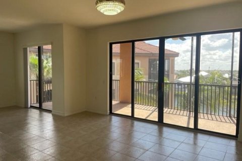 Condominio en alquiler en Punta Gorda, Florida, 2 dormitorios, 167.5 m2 № 1350294 - foto 16