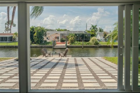 Casa en venta en Tampa, Florida, 3 dormitorios, 204.2 m2 № 1339924 - foto 19