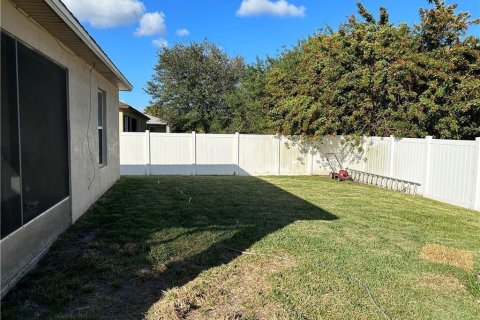 House in Palm Bay, Florida 3 bedrooms, 175.68 sq.m. № 1161744 - photo 21