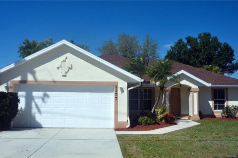 Villa ou maison à vendre à Punta Gorda, Floride: 3 chambres, 136.38 m2 № 1104937 - photo 1