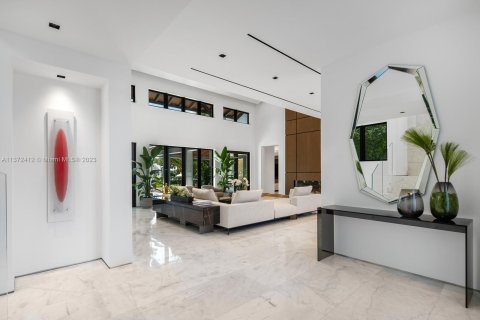 Villa ou maison à vendre à Miami, Floride: 6 chambres, 588.44 m2 № 434653 - photo 30