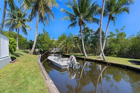 House in Jupiter, Florida 4 bedrooms, 240.34 sq.m. № 1180316 - photo 10