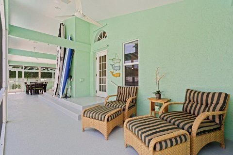 House in Jupiter, Florida 4 bedrooms, 240.34 sq.m. № 1180316 - photo 25