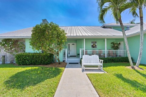 House in Jupiter, Florida 4 bedrooms, 240.34 sq.m. № 1180316 - photo 23