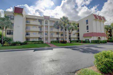 Copropriété à vendre à Boca Raton, Floride: 2 chambres, 107.77 m2 № 1098852 - photo 15