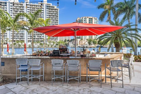 Condo in Fort Lauderdale, Florida, 1 bedroom  № 1175295 - photo 8