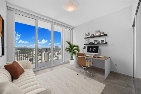 Copropriété à vendre à Miami, Floride: 3 chambres, 158.68 m2 № 1402862 - photo 6