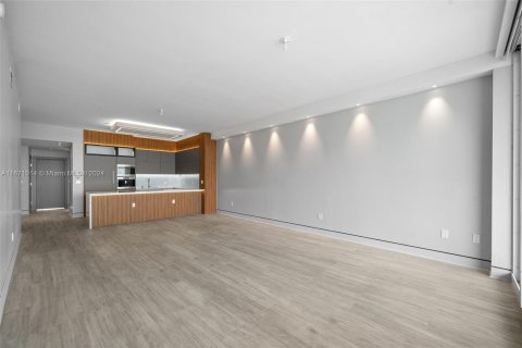 Copropriété à vendre à Miami, Floride: 3 chambres, 158.68 m2 № 1402862 - photo 13