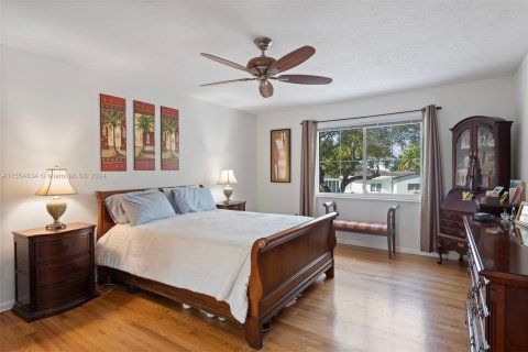 Casa en venta en Miami Shores, Florida, 4 dormitorios, 295.62 m2 № 1078388 - foto 23