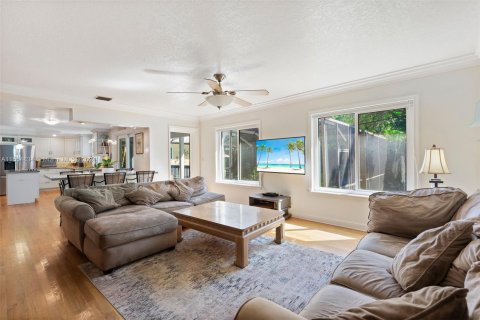 Casa en venta en Miami Shores, Florida, 4 dormitorios, 295.62 m2 № 1078388 - foto 11