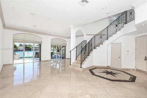 Townhouse in Aventura, Florida 4 bedrooms, 297.29 sq.m. № 1078941 - photo 9