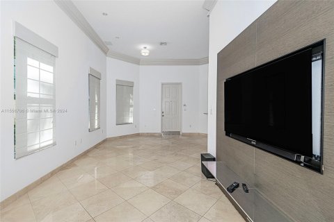 Townhouse in Aventura, Florida 4 bedrooms, 297.29 sq.m. № 1078941 - photo 11