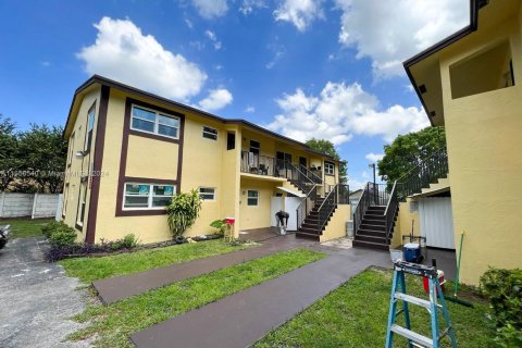 Купить коммерческую недвижимость в Норт-Лодердейл, Флорида № 1078938 - фото 11