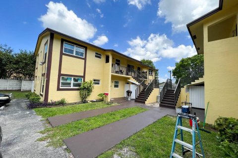 Купить коммерческую недвижимость в Норт-Лодердейл, Флорида № 1078938 - фото 10
