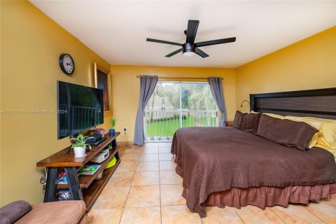 Touwnhouse à vendre à Doral, Floride: 3 chambres, 176.33 m2 № 1235281 - photo 19